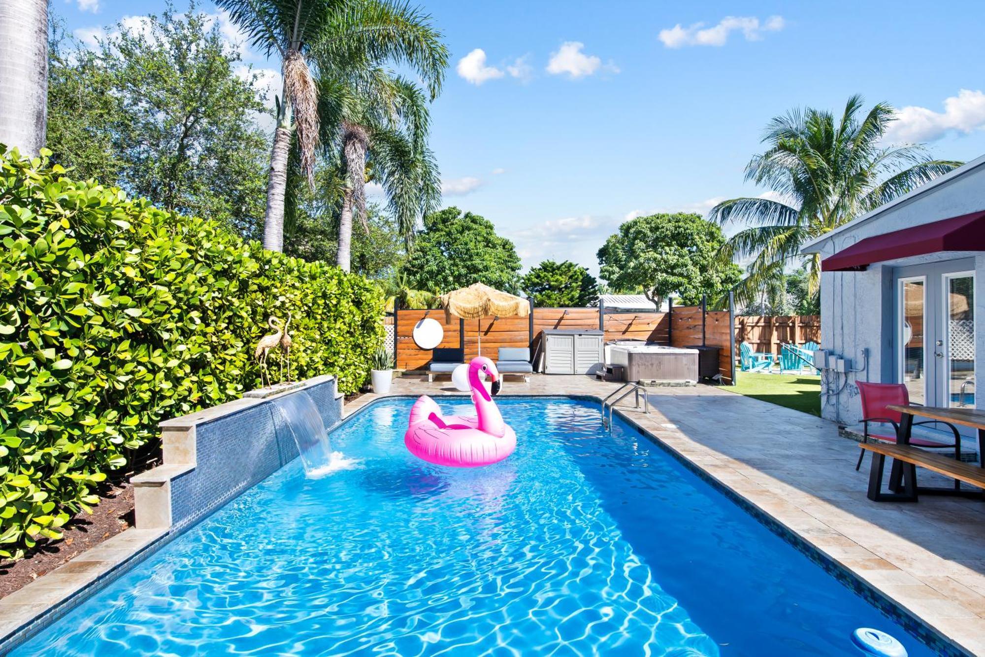 Palms Retreat! Giant Heated Pool-Hottub-Firepit-5Min2Beach-Pets-Ev Chgr Форт Лодърдейл Екстериор снимка